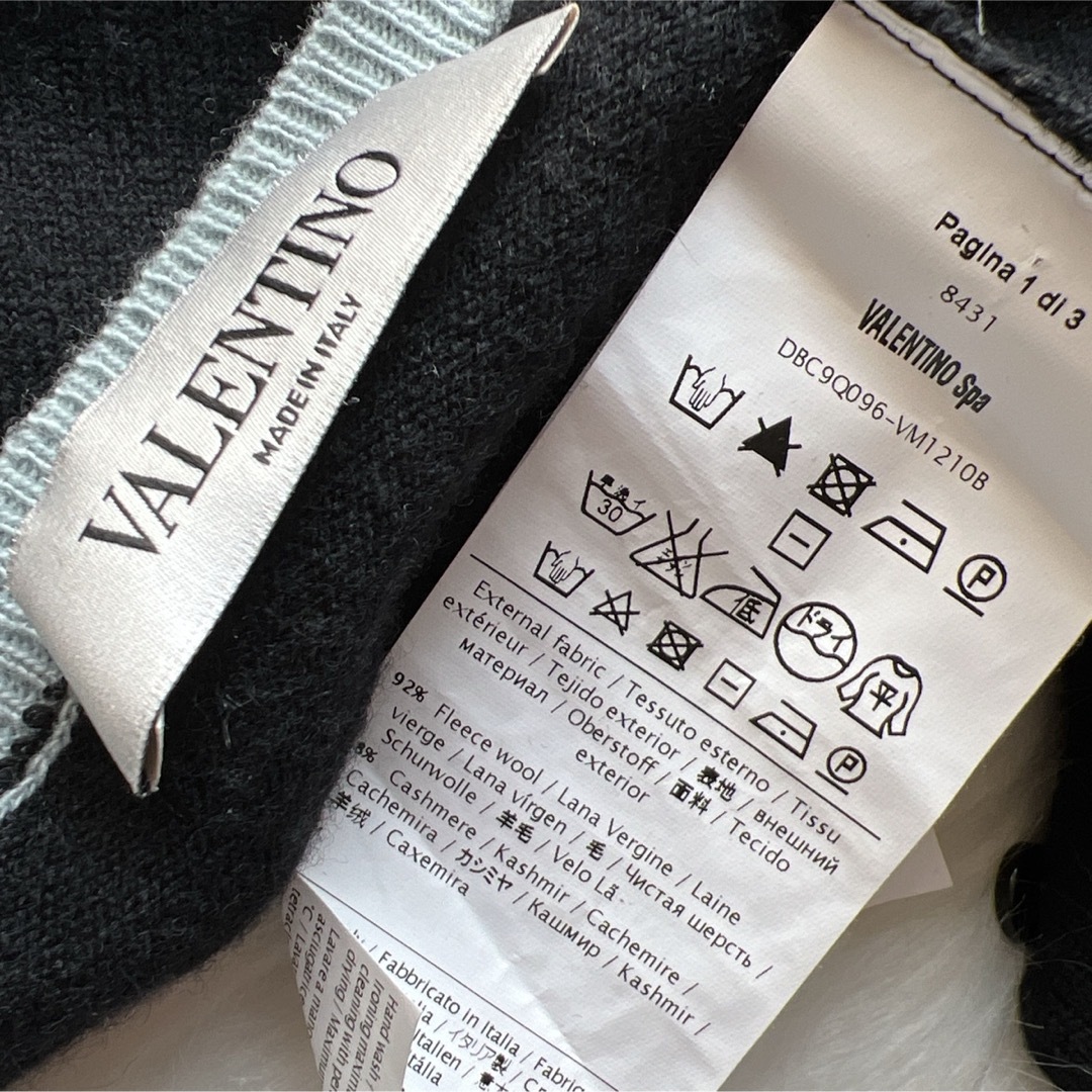 VALENTINO(ヴァレンティノ)の美品　VALENTINOヴァレンティノ  レース　カシミヤ　ニット　カーディガン レディースのトップス(カーディガン)の商品写真