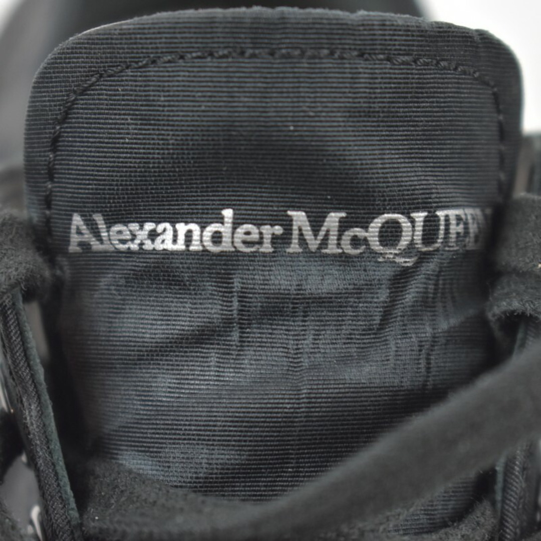 Alexander McQueen(アレキサンダーマックイーン)のAlexander McQUEEN/アレキサンダーマックイーン　22AW　トレッドスリック レースアップ　チャンキーソールロゴプリントナイロンスニーカー　676711W4RQ2　サイズ：40　カラー：ブラック【中古】 メンズの靴/シューズ(スニーカー)の商品写真