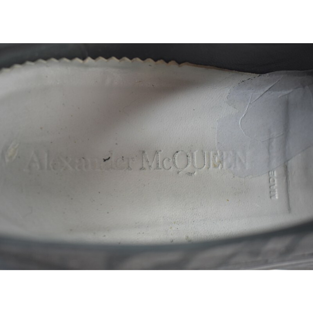 Alexander McQueen(アレキサンダーマックイーン)のAlexander McQUEEN/アレキサンダーマックイーン　22AW　トレッドスリック レースアップ　チャンキーソールロゴプリントナイロンスニーカー　676711W4RQ2　サイズ：40　カラー：ブラック【中古】 メンズの靴/シューズ(スニーカー)の商品写真