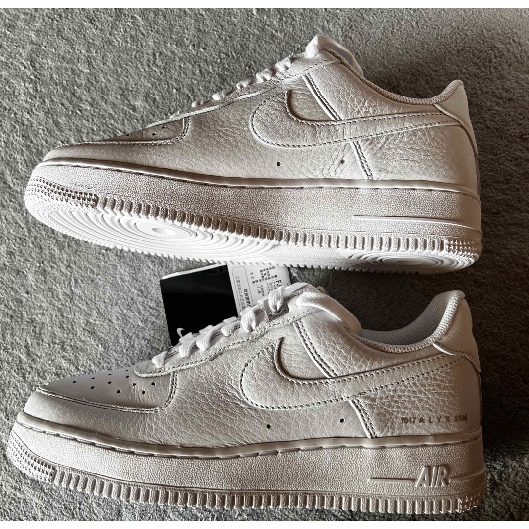 NIKE(ナイキ)の25センチ 1017 ALYX Nike Air Force 1 Low 白 メンズの靴/シューズ(スニーカー)の商品写真