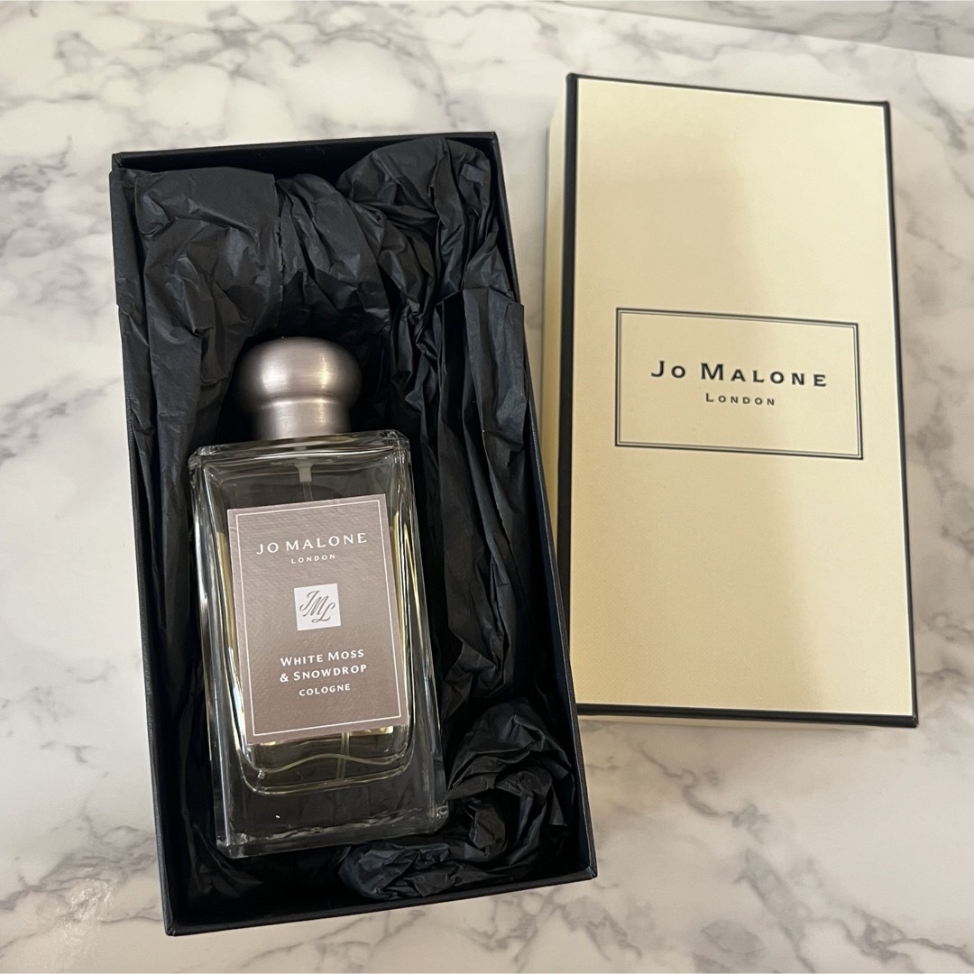 Jo Malone(ジョーマローン)のジョーマローン　クリスマス限定ホワイトモス&スノードロップコロン　100ml コスメ/美容の香水(ユニセックス)の商品写真