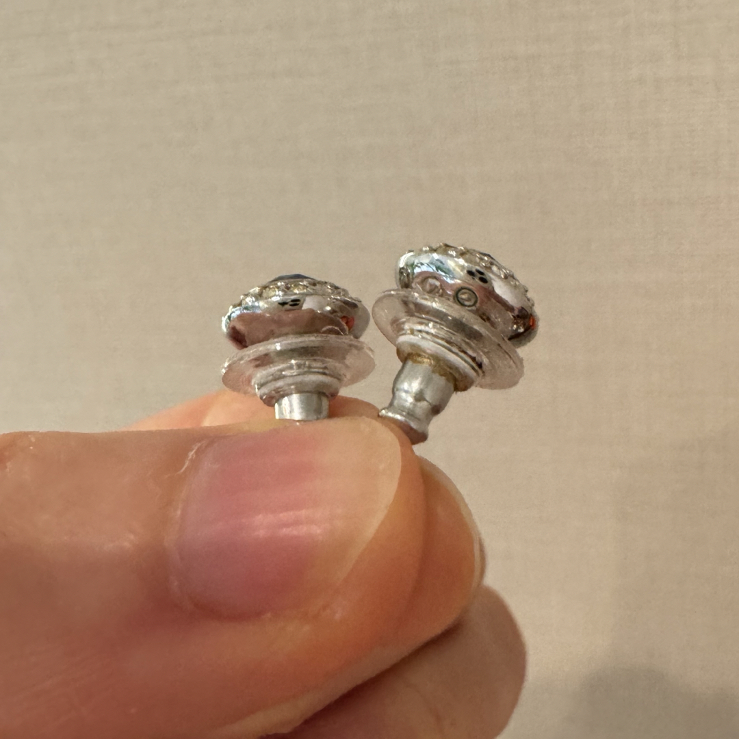 SWAROVSKI(スワロフスキー)のスワロフスキー　ピアス レディースのアクセサリー(ピアス)の商品写真