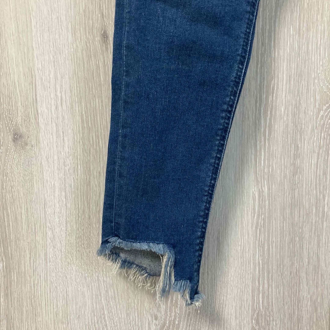 JEANASIS(ジーナシス)のJEANASIS 美品　カットオフデニム レディースのパンツ(デニム/ジーンズ)の商品写真