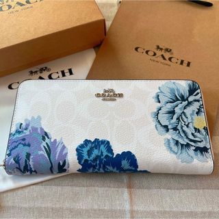 showland✨【匿名配送】COACH コーチ 長財布 シグネチャー パープル花