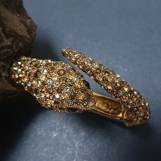 ロベルトカヴァリ(Roberto Cavalli)の新品★イタリア製★バングル★ロベルトカヴァリ★BVLGARI系★フリーサイズ(ブレスレット/バングル)