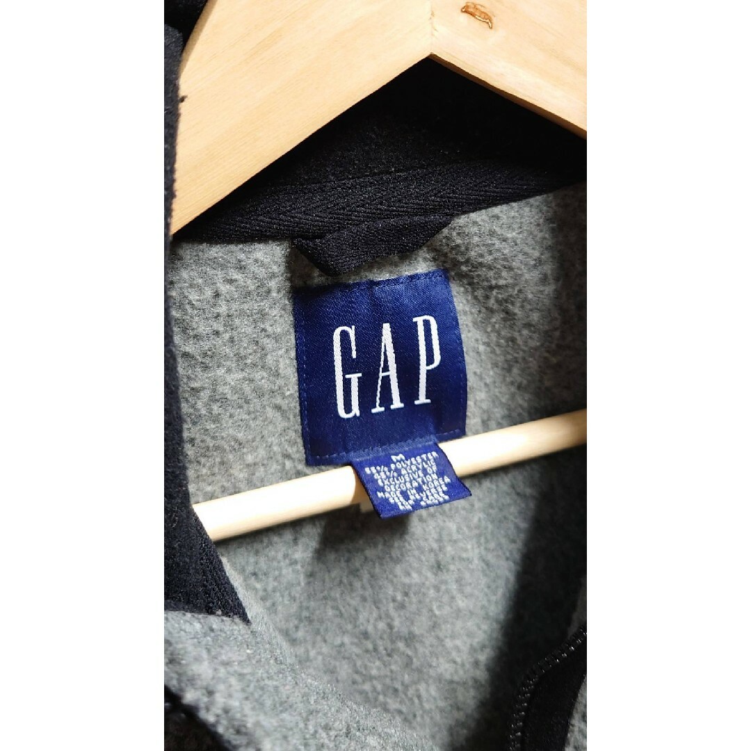 GAP(ギャップ)の00’s GAP ジップアップ フリース ベスト チャコールグレー M メンズのトップス(ベスト)の商品写真