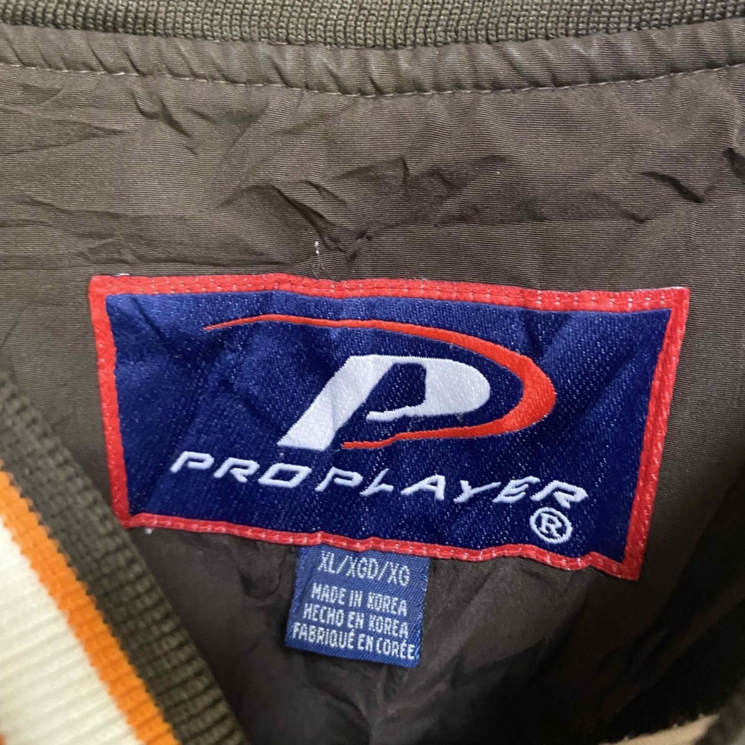 プロプレイヤー×NFL クリーブランドブラウンズ　プルオーバーナイロンジャケット メンズのジャケット/アウター(ナイロンジャケット)の商品写真