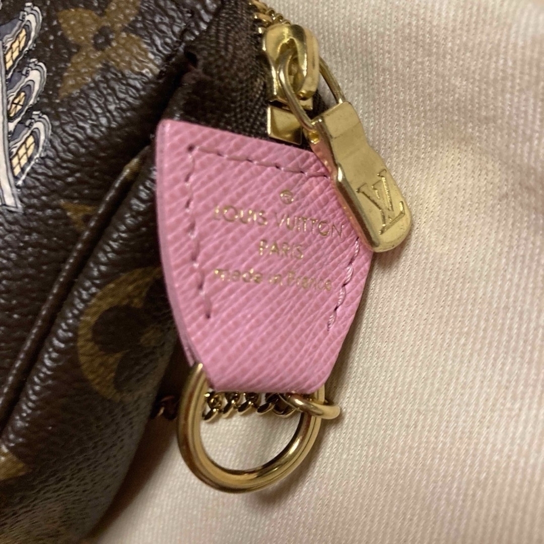 LOUIS VUITTON(ルイヴィトン)のルイヴィトン　ミニポシェットアクセソワール レディースのファッション小物(ポーチ)の商品写真