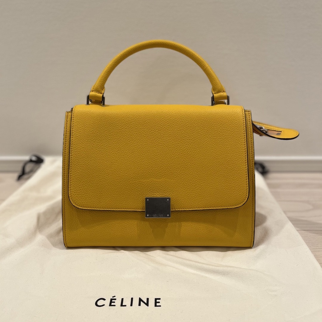 celine(セリーヌ)の【新品美品】セリーヌ CELINE トラペーズ レディースのバッグ(ハンドバッグ)の商品写真