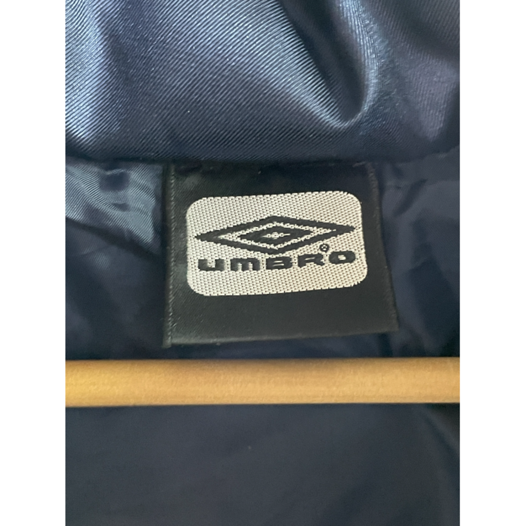 UMBRO(アンブロ)のUMBRO アンブロ ダウン ベンチコート UAA1110 OーXO ロング コート アウター メンズ ブルー 中古 W４ メンズのジャケット/アウター(その他)の商品写真