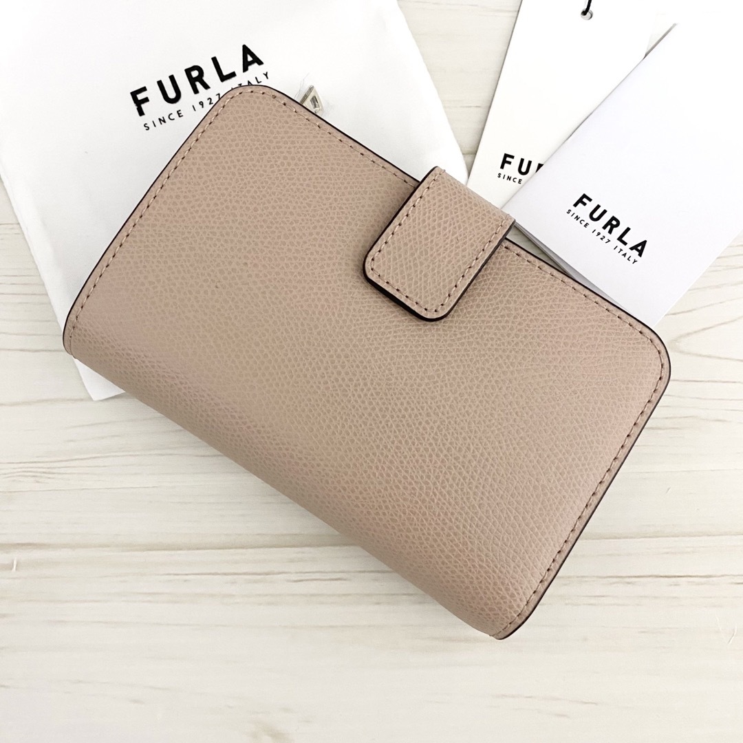 Furla(フルラ)のFURLA    折り財布   ピンクベージュ  二つ折り財布 レディースのファッション小物(財布)の商品写真