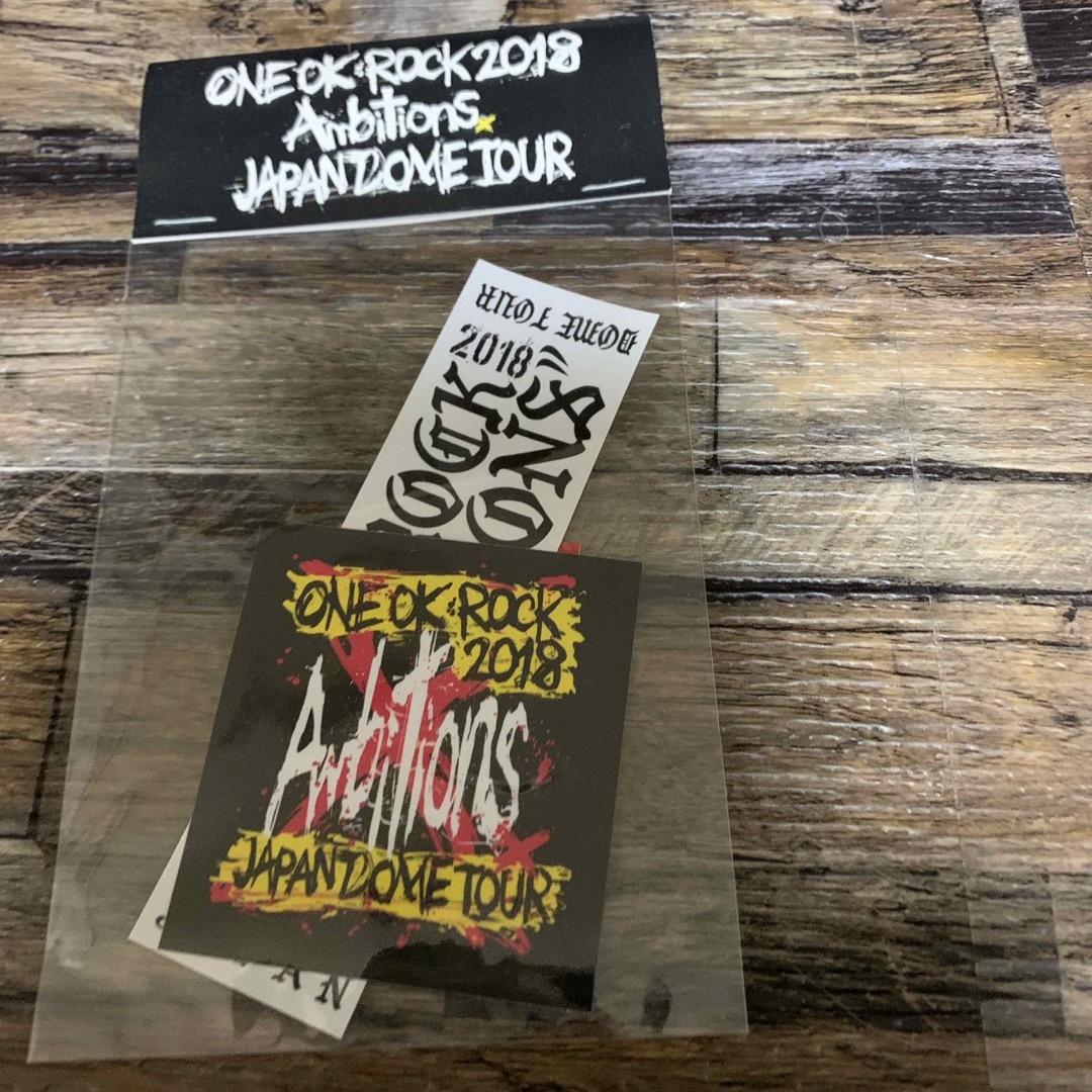 ONE OK ROCK(ワンオクロック)のONE OK ROCK“Ambitionsツアーグッズ エンタメ/ホビーのタレントグッズ(ミュージシャン)の商品写真