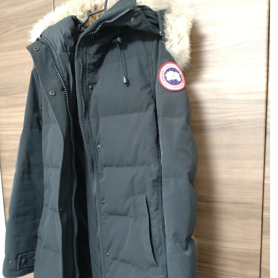 CANADA GOOSE(カナダグース)のカナダグース　マッケンジー　ブラック　レディース　M レディースのジャケット/アウター(ダウンジャケット)の商品写真