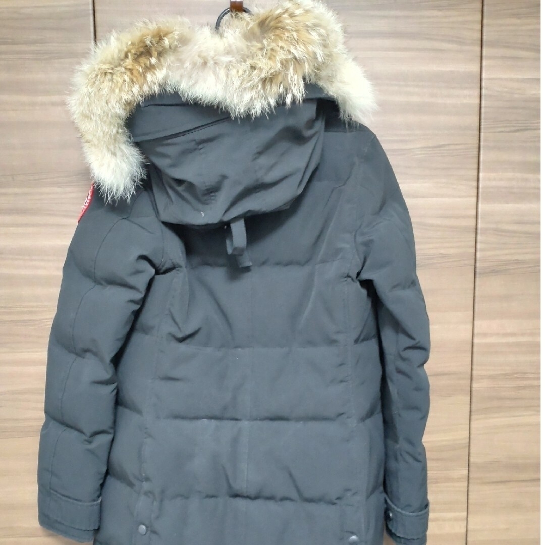 CANADA GOOSE(カナダグース)のカナダグース　マッケンジー　ブラック　レディース　M レディースのジャケット/アウター(ダウンジャケット)の商品写真