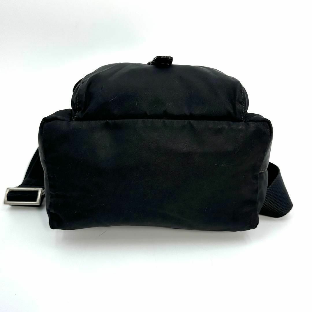 PRADA(プラダ)の格安✨PRADA ショルダーバッグ 斜め掛け フラップ 三角ロゴ 白タグ 黒 レディースのバッグ(ショルダーバッグ)の商品写真