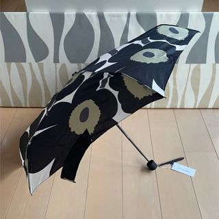 マリメッコ(marimekko)の新品 marimekko マリメッコ 折り畳み傘 ピエニ ウニッコ ブラック(傘)