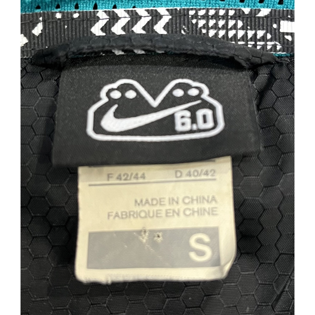 NIKE - NIKE6.0 ロゴ刺繍 ナイロン ボアフリース サイズS の通販 NIKE - NIKE6.0 ロゴ刺繍 ナイロン ボアフリース サイズS の通販