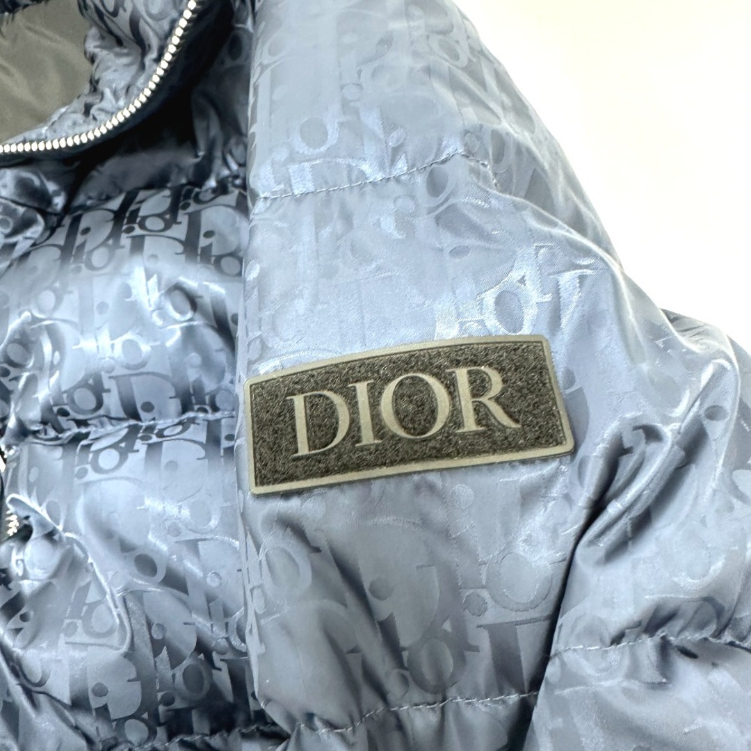 Dior(ディオール)のディオール Dior テクニカルジャガード 943C449A4462 オブリーク アウター ダウンジャケット ダウン ネイビー 新品同様 レディースのジャケット/アウター(ダウンジャケット)の商品写真