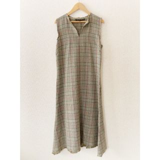 イザベルマラン(Isabel Marant)の美品　イザベルマラン　カシミヤ100% チェックのロングワンピース　フランス製(ロングワンピース/マキシワンピース)