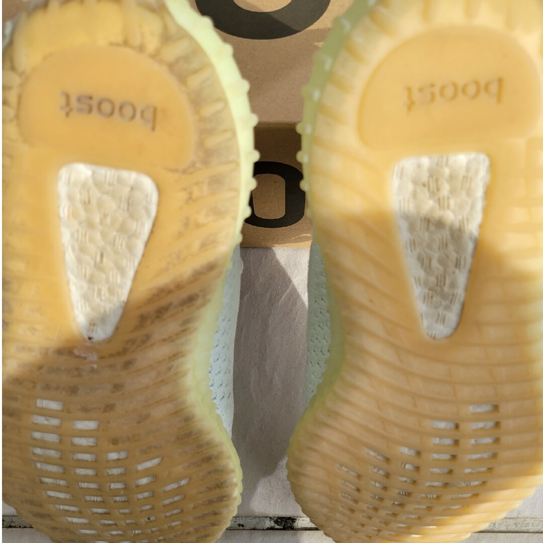 アディダス イージーブースト350 V2 ハイパースペース メンズの靴/シューズ(スニーカー)の商品写真