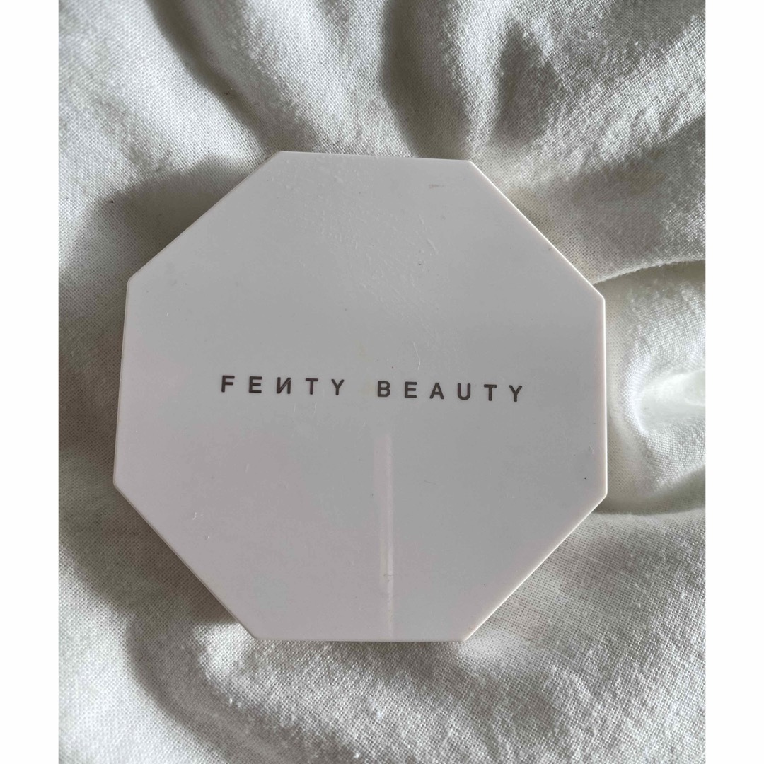 FENTY(フェンティ)のFENTY BEAUTY フェンティビューティー ハイライター コスメ/美容のベースメイク/化粧品(フェイスカラー)の商品写真