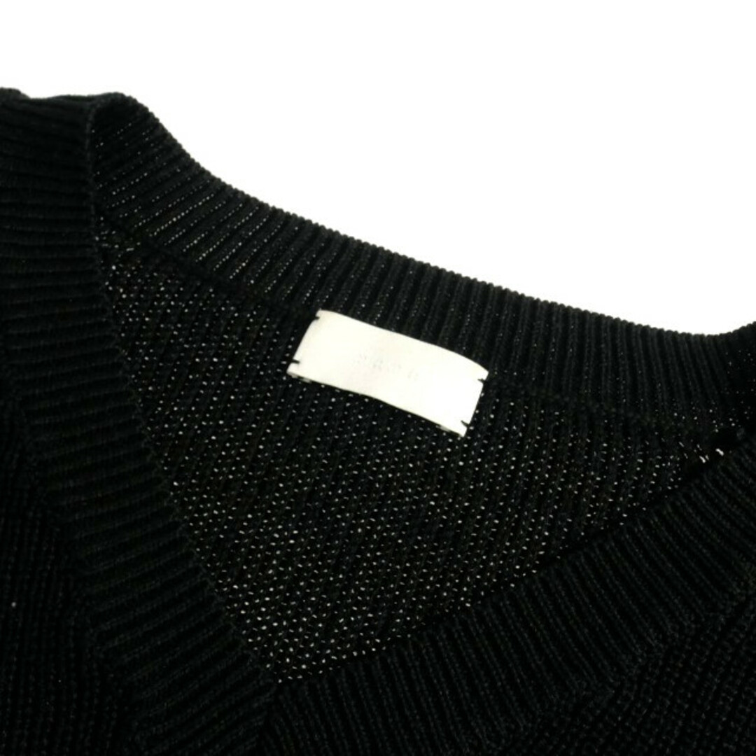 マメクロゴウチ  Vネック フリンジニットワンピース ドレス ブラック 黒 レディースのトップス(ニット/セーター)の商品写真
