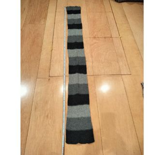 ギャップ(GAP)のGAP マフラー　グレー黒　196cm x 20cm(マフラー)