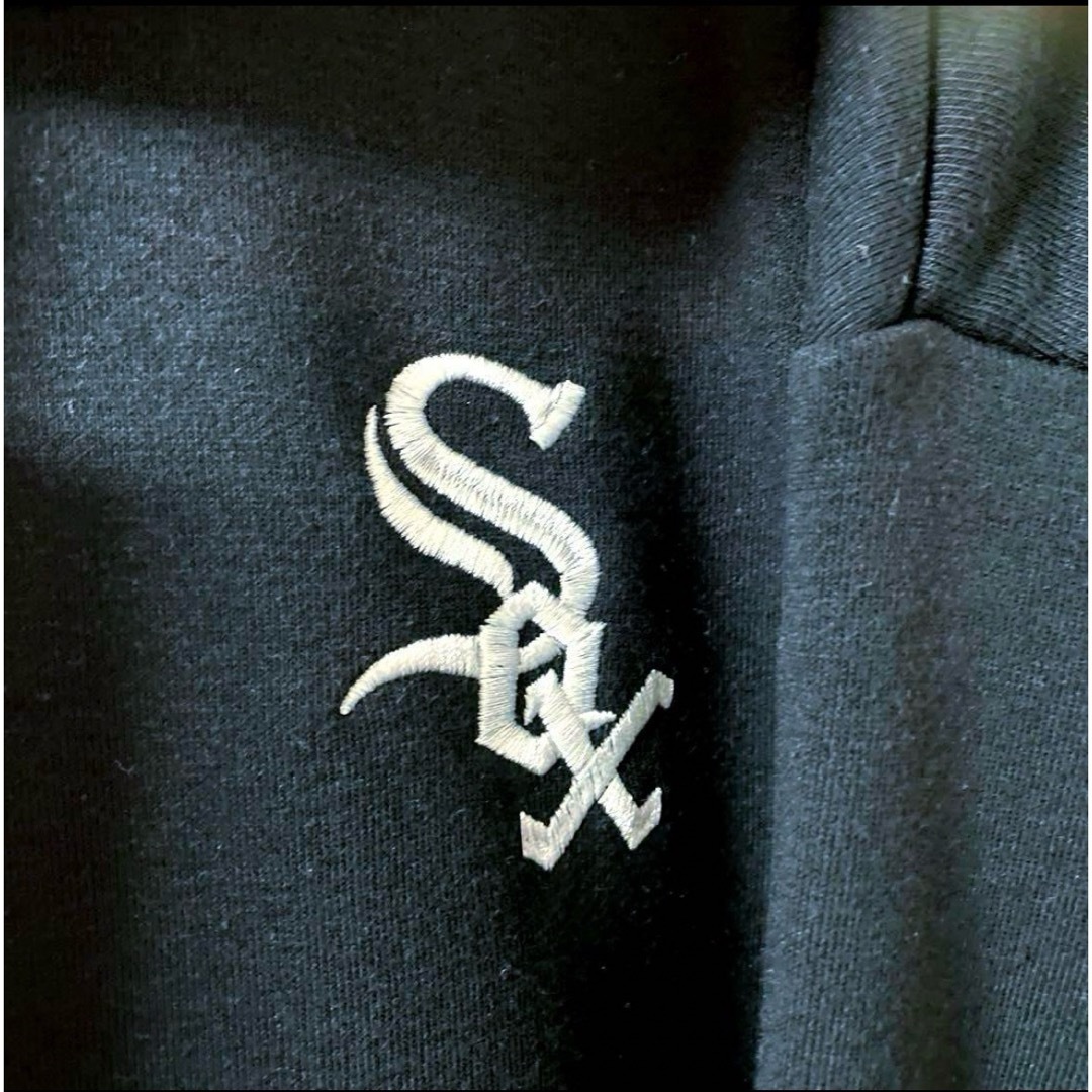 【新品】MLB ホワイトソックス　パーカー　スウェット　刺繍ロゴ　L