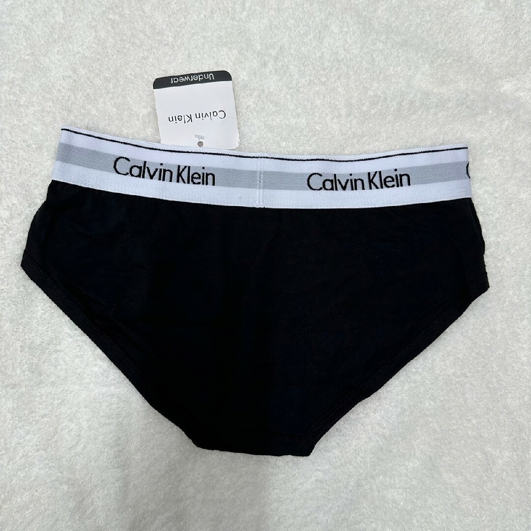 Calvin Klein(カルバンクライン)の新品未使用♡　Mサイズカルバンクライン　レディース　タンクトップショーツセット レディースの下着/アンダーウェア(ブラ&ショーツセット)の商品写真