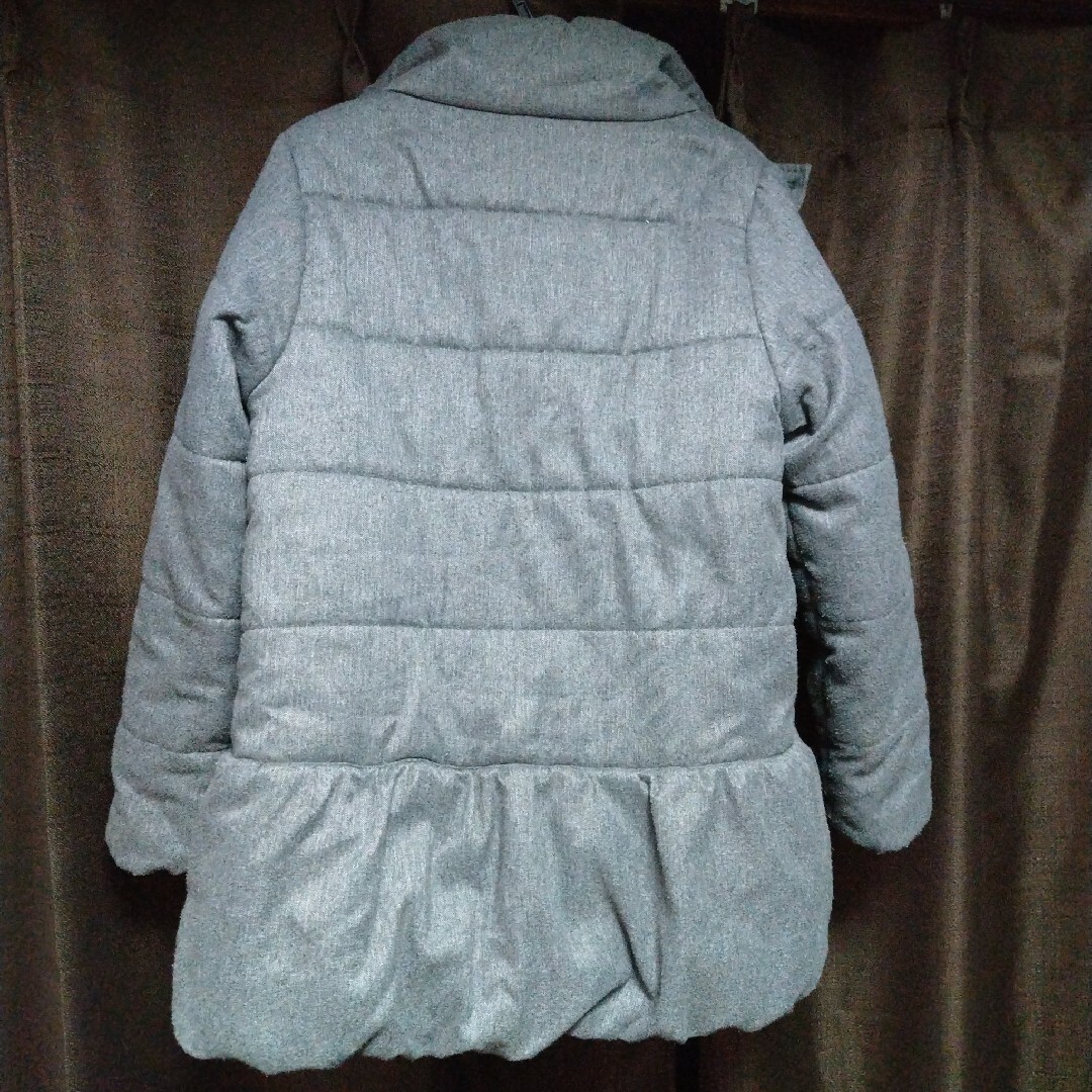 中綿コート　140 キッズ/ベビー/マタニティのキッズ服女の子用(90cm~)(コート)の商品写真