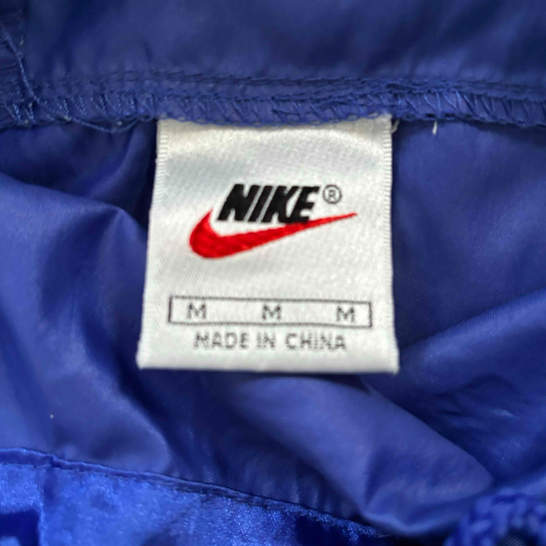 NIKE(ナイキ)のNIKE ナイキ　センターロゴ　ナイロンジャケット　プルオーバー　90s 銀タグ メンズのジャケット/アウター(ナイロンジャケット)の商品写真