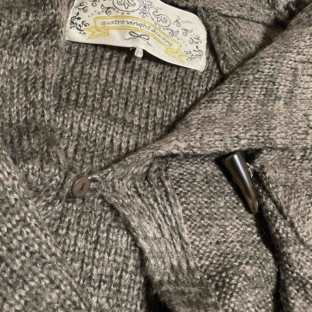 M quatre vingt dix ans レディース  ニットポンチョ レディースのジャケット/アウター(ポンチョ)の商品写真