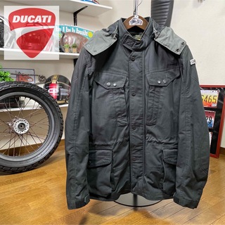 ドゥカティ(Ducati)の未使用☆DUCATI スクランブラー ウインタージャケット ブラック/XL(装備/装具)