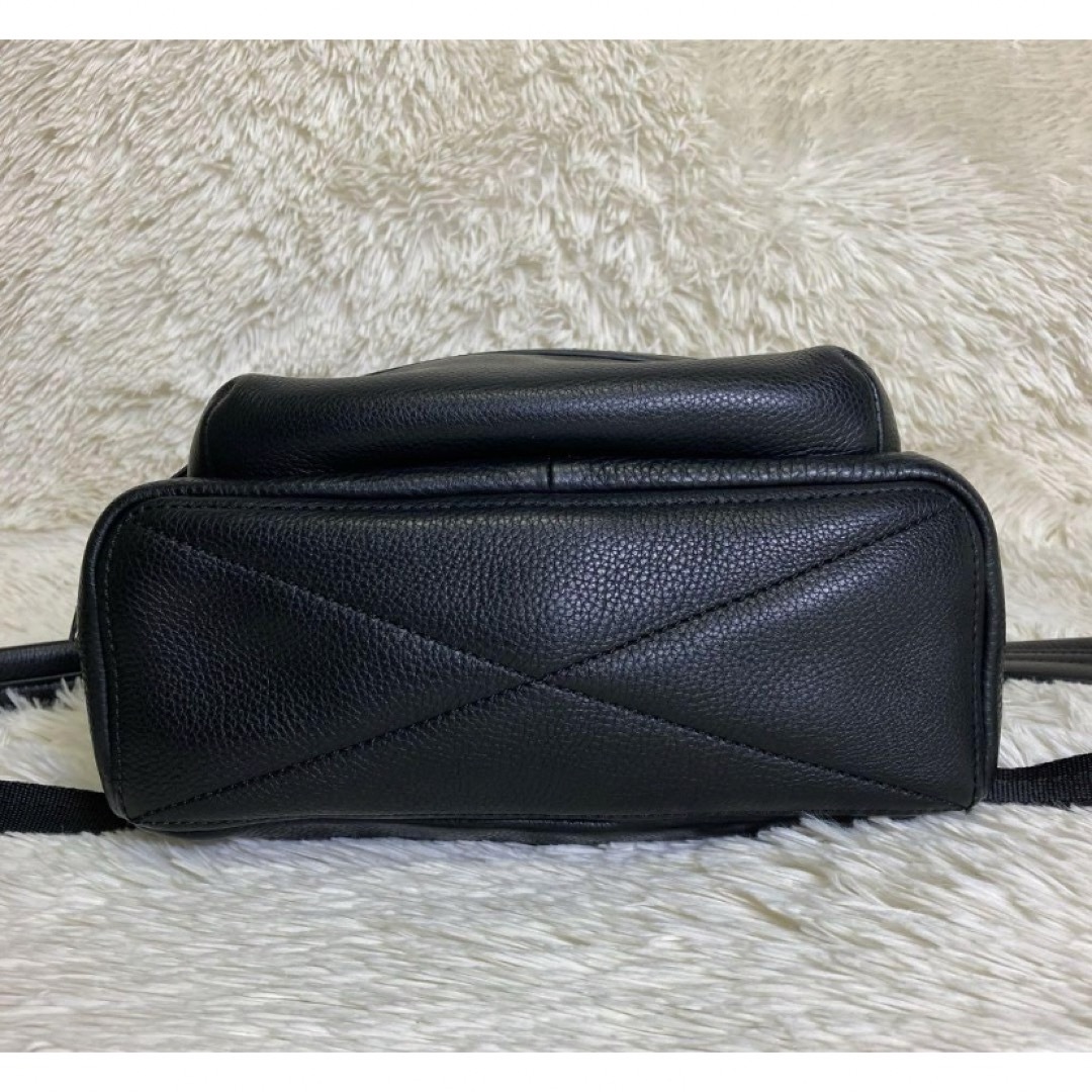 MARC BY MARC JACOBS(マークバイマークジェイコブス)の美品　マークバイジェイコブス　リュック レディースのバッグ(リュック/バックパック)の商品写真