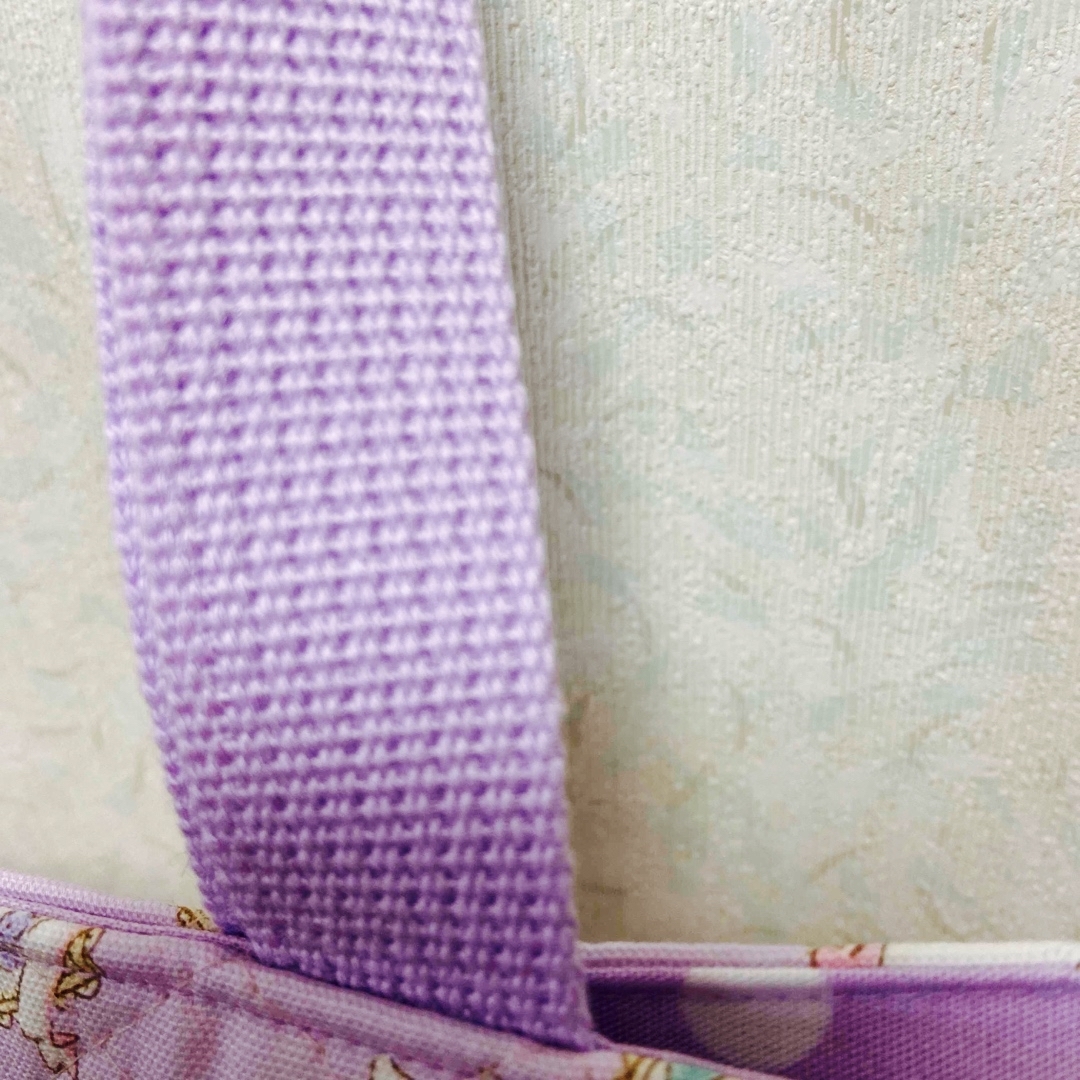 ハンドメイド　レッスンバッグ　絵本カバン　紫色　うさぎ柄　ゆめかわ　リボン柄 ハンドメイドのキッズ/ベビー(バッグ/レッスンバッグ)の商品写真