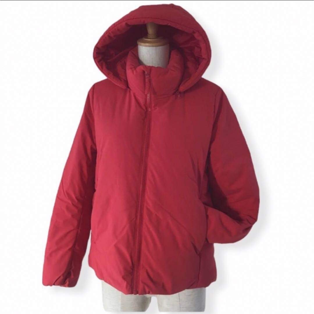 UNIQLO(ユニクロ)のユニクロ　ハイブリッドダウンパーカーS　赤　ダウンジャケット　防寒保温　冬 レディースのジャケット/アウター(ダウンジャケット)の商品写真