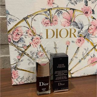 Dior マニキュア ネイル エナメル ヴェルニ 111 ナイト ダークパープル
