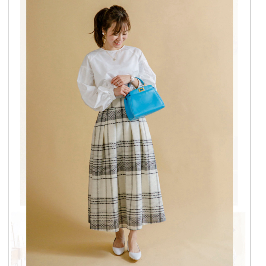 Drawer(ドゥロワー)のアンプレガント　ウェストマークタックスカート　Sサイズ レディースのスカート(ロングスカート)の商品写真