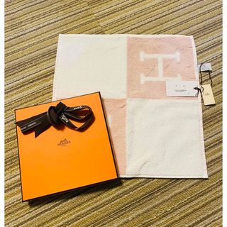 エルメス(Hermes)のHERMES カレタオル 《アヴァロン》 ピンク(ハンカチ)