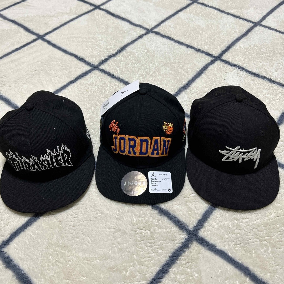 NEW ERA(ニューエラー)のくるみ様専用　NEW ERAとJORDANのCAP３点セット キッズ/ベビー/マタニティのこども用ファッション小物(帽子)の商品写真