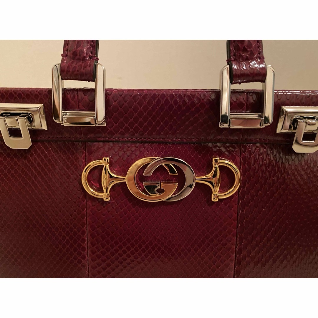 Gucci(グッチ)の【未使用品】GUCCIズゥミ　パイソンレザーバッグ レディースのバッグ(ハンドバッグ)の商品写真