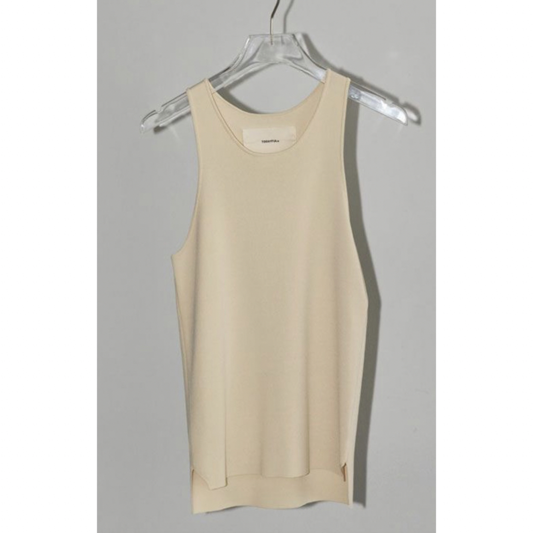 TODAYFUL(トゥデイフル)の【新品 タグ付】Highgauge Knit Tanktop ecru レディースのトップス(タンクトップ)の商品写真