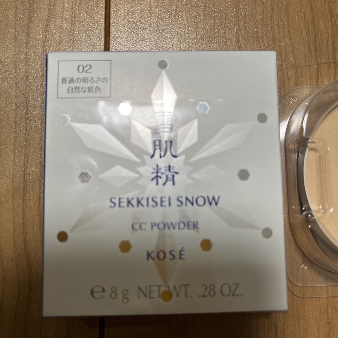 雪肌精(セッキセイ)の新品未使用　KOSE 雪肌精　ファンデーション　02番 コスメ/美容のベースメイク/化粧品(ファンデーション)の商品写真