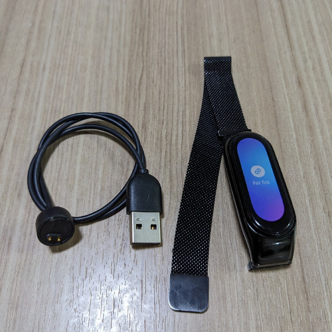 Xiaomi(シャオミ)のXiaomi Mi Smart Band 4 スマートバンド メンズの時計(腕時計(デジタル))の商品写真