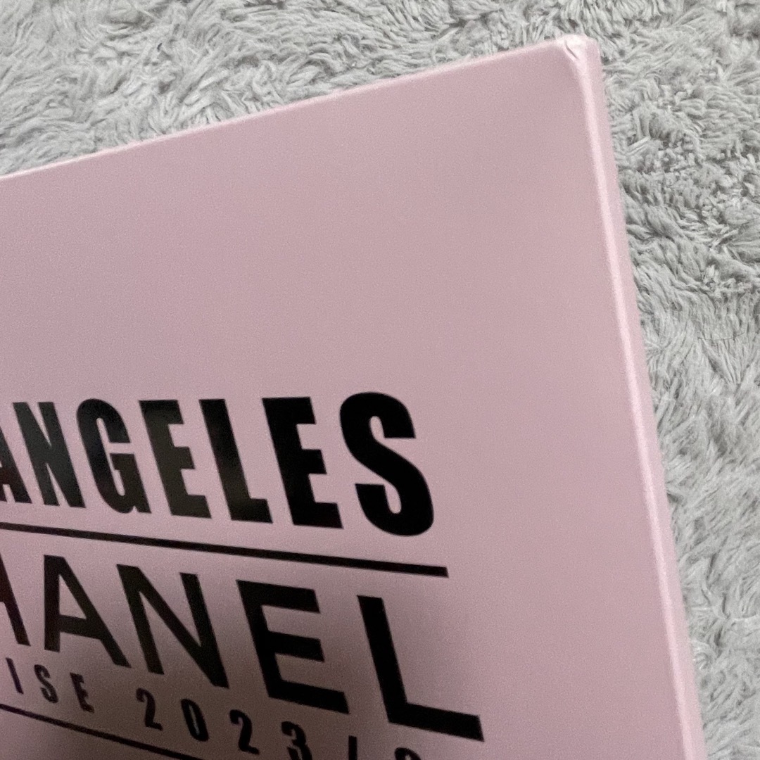 CHANEL(シャネル)のCHANEL  2023/24クルーズコレクション カタログ ブックレット エンタメ/ホビーの雑誌(ファッション)の商品写真