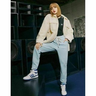 オリジナルス(Originals（adidas）)の美品 アディダス ホワイト シェルパフリースジャケット 立襟 ボアジャケット(その他)