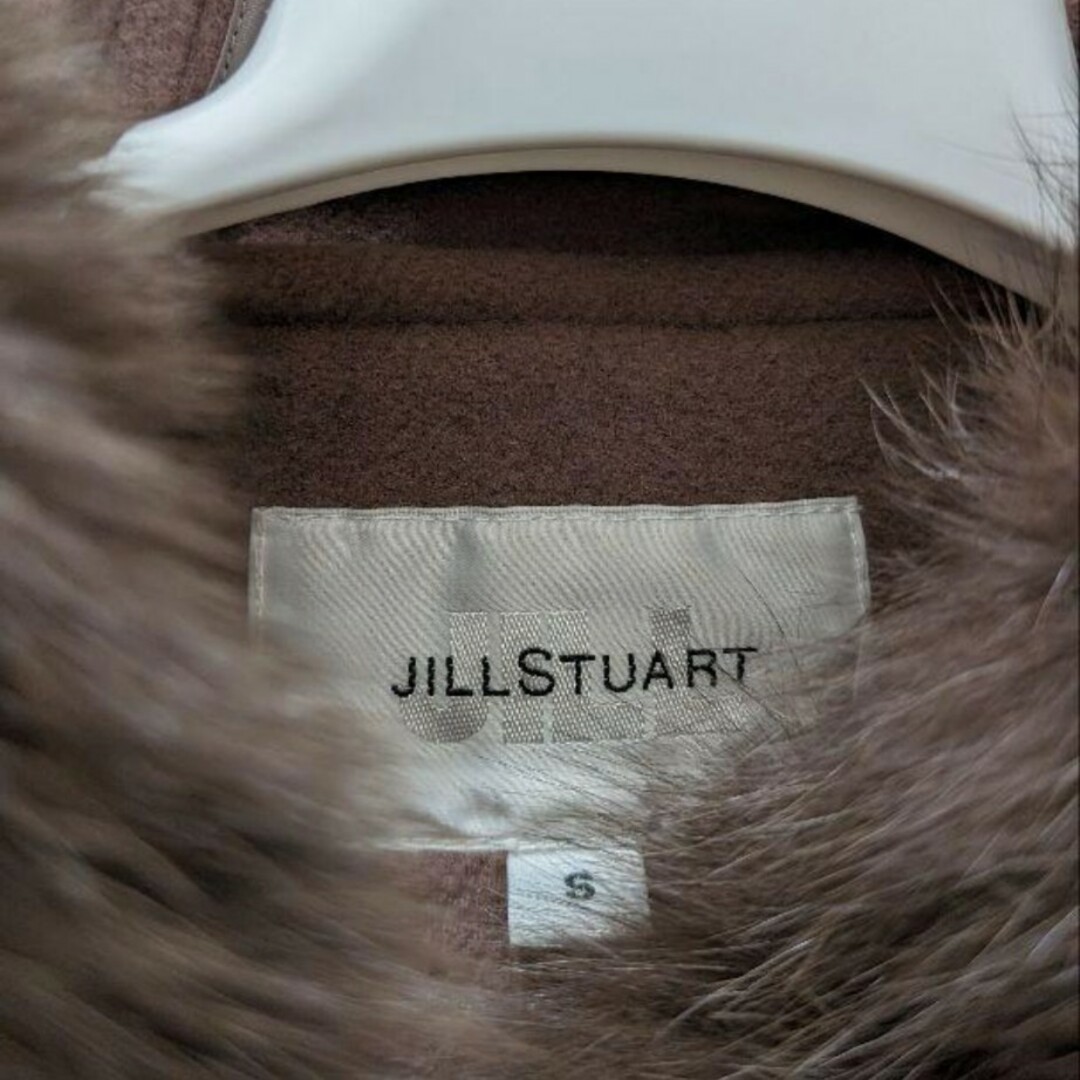 JILL by JILLSTUART(ジルバイジルスチュアート)の美品　ジルバイジルスチュアート　フロッシーモッサダッフルコート レディースのジャケット/アウター(ダッフルコート)の商品写真