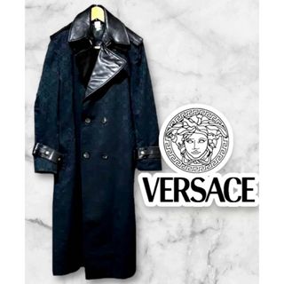 ヴェルサーチ(VERSACE)の美シルエット【VERSACE】メデューサ柄 トレンチコート(トレンチコート)