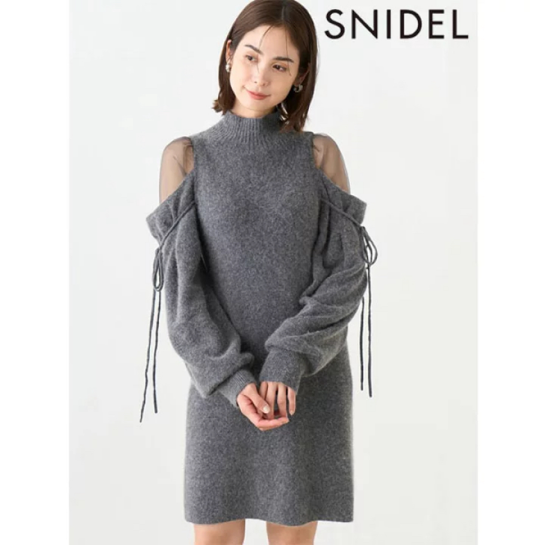 SNIDEL(スナイデル)のシースルーショルダーミニニットワンピース レディースのワンピース(ミニワンピース)の商品写真