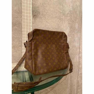 ルイヴィトン(LOUIS VUITTON)のLOUIS VUITTON ルイヴィトンショルダーバッグ(ショルダーバッグ)